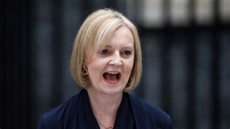 Pangkas Krisis Inggris Perdana Menteri Liz Truss Naikkan Pajak