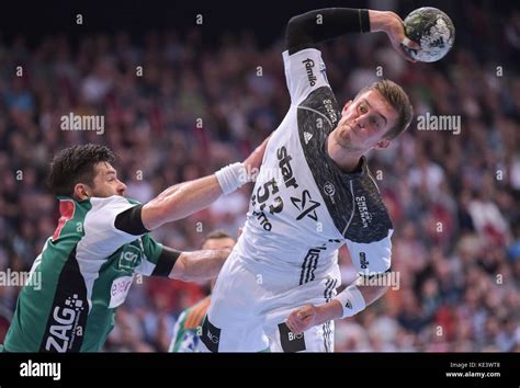 Hanover Germany 18th Oct 2017 Kiel S Nikola Bilyk Shoots At Goal In