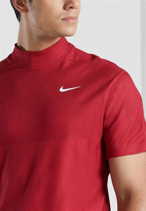 Buy Nike Red Twill Mock Neck T Shirt For Men In Mena Worldwide