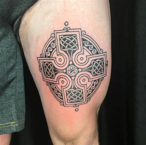 50 Celtic Irish Tattoos For Men and Women (2018) - TattoosBoyGirl