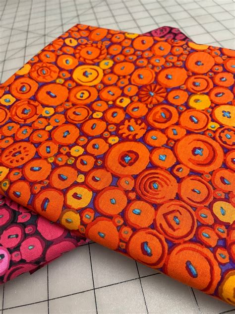 Special 2 Yard Bundle For 20 Moasiac Buttons Kaffe Fassett Collective Red And Orange Cotton