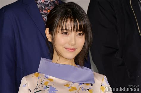 画像99 浜辺美波、youtuberじんじんとのオフショット・貴重な寝顔に反響「天使」「可愛すぎる」 モデルプレス