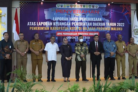 Bpk Serahkan Lhp Lkpd Kota Ambon Tmp Diterima Langsung Oleh Pj