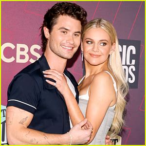 Kelsea Ballerini Responds to Chase Stokes Breakup Rumors | Chase Stokes ...