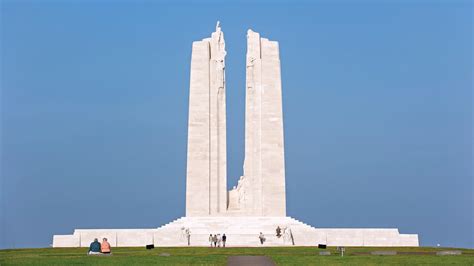 Canadian War Memorials in Europe - AMA