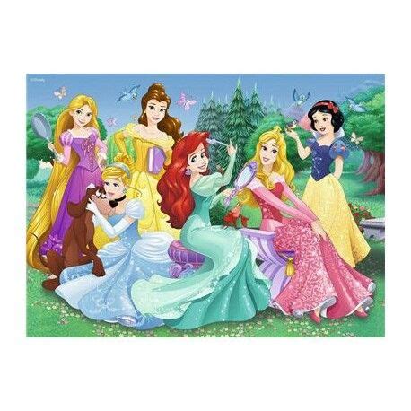 There Are Many Princesses In The Field Together