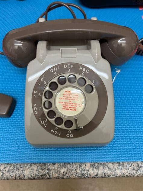 Vintage GPO 706L Two Tone 1962 Telephone NEW OLD STOCK IN ORIGINAL BOX