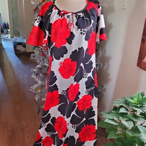 Vintage Hilo Hatties Dresses Vintage Hilo Hatties Hawaiian Maxi Dress Poshmark