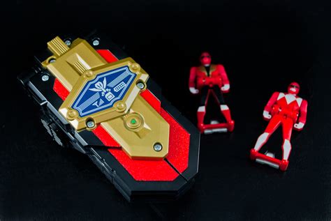 Power Rangers Super Megaforce Legendary Morpher Gallery - Tokunation