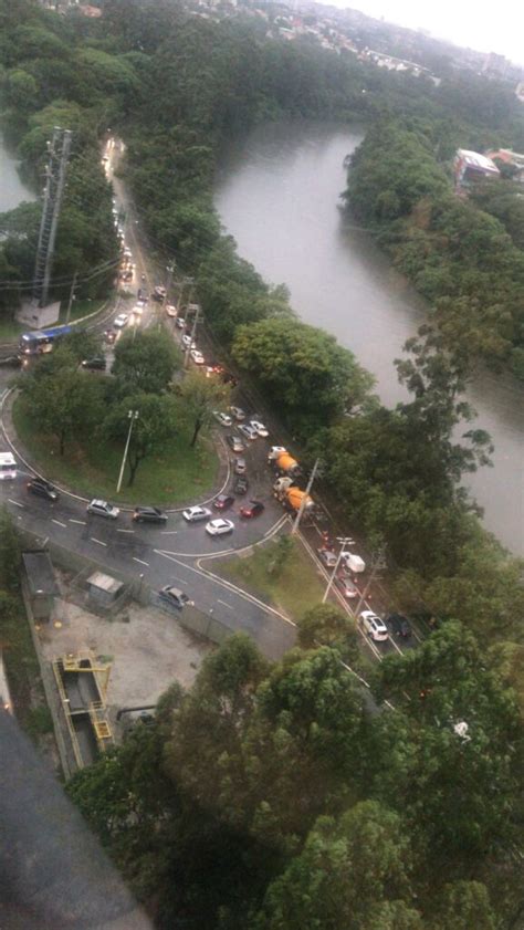 Chuva Forte Derruba Rvores Em Osasco Barueri E Parna Ba