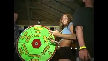 Girl Stripping XVIDEOS