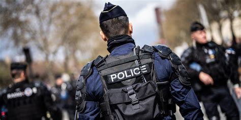 Er Mai Un Outil Indispensable Le Policier Matthieu Valet D Fend L