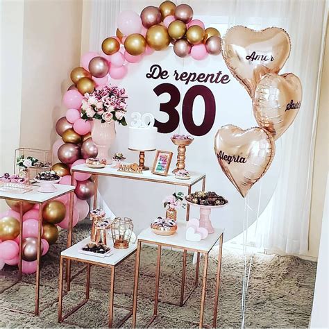 Lista 90 Foto Decoración Para 50 Años Mujer Con Globos Mirada Tensa