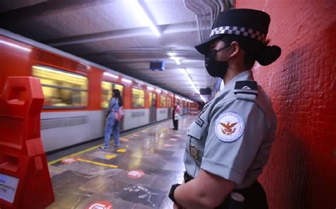 Cdmx Marcha Contra Presencia De La Guardia Nacional En El Metro Luna