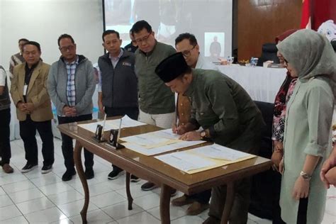 KPU Jateng Selesaikan Proses Rekapitulasi Pemilu 2024 Begini Hasilnya