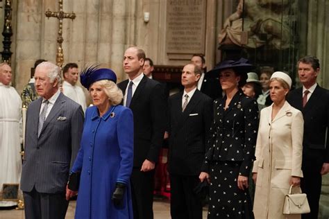 Photo Le Roi Charles Iii D Angleterre Camilla Parker Bowles Reine