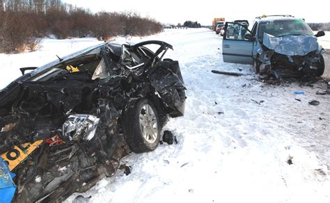 Hwy 20 Crash Globalnewsca