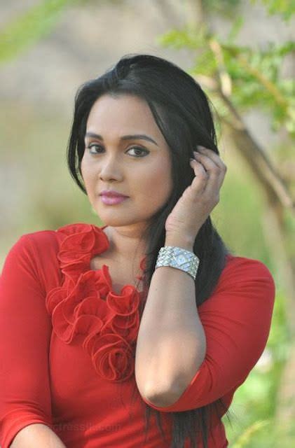 Gayathri Dias Hot Poses