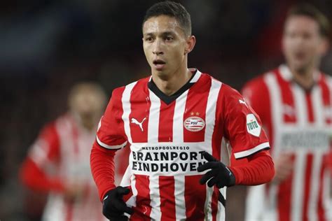 Alleskunner Psv Misschien Weggekaapt Voor Contractverlenging