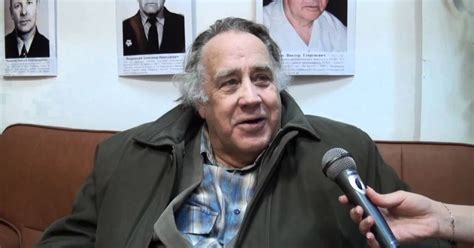 Скончался писатель Владислав Крапивин | StarHit.ru