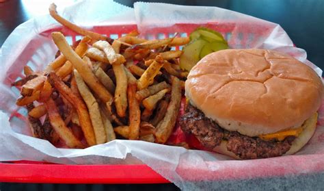 The RV Chef: Dyer's Burgers Memphis Tennessee