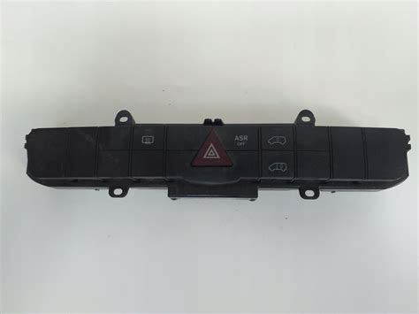 VW CRAFTER PANEL PRZEŁĄCZNIK ŚWIATEŁ AWARYJNYCH 9068700510 9068702110