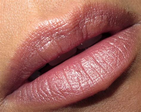 Mulher sem Photoshop Arquivos Batom nude de Sophie Charlotte em Babilônia