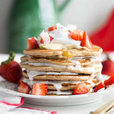 Easy Vegan And Gluten Free Pancakes Strawberry Shortcake W Whipped Cream Oh She Glows