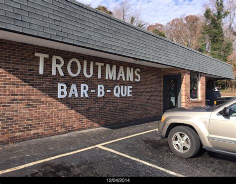 Troutmans Barbecue 12 Reviews 18466 S Nc Hwy 109 Denton North