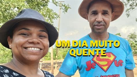 VLOG DE UM DIA MUITO QUENTE NA MINHA ROCINHA QUERIDA COLHENDO MANGA