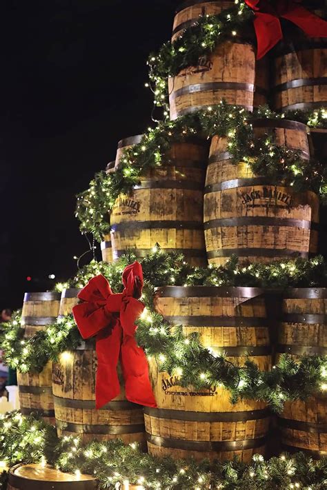 Savannah Christmas Market: Get the Scoop from a Local - Savannah First-Timer's Guide