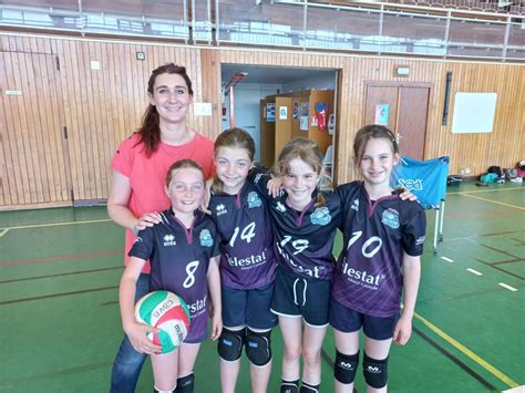 Fin De Saison Pour Les M Filles Sport Club S Lestat Volley Ball