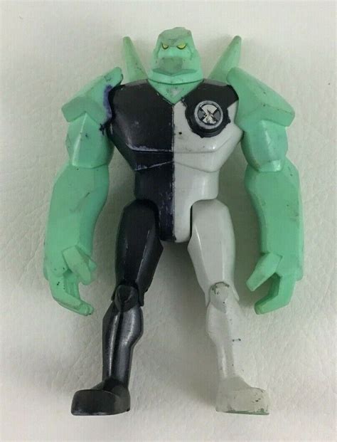 Ben 10 Benjamin Teenager Diamondhead Benwolf Toy Action Figures Bandai CN - TV & Movie Character ...