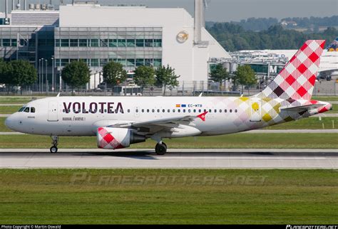 Ec Mtb Volotea Airlines Airbus A Photo By Martin Oswald Id