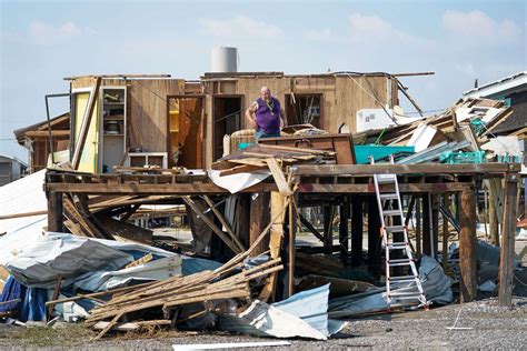 Hurricane Ida causes flooding and destruction - ABC News