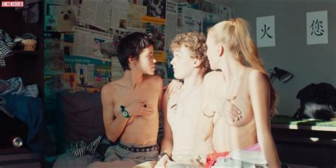 My Big Secret Nude Pics Page 1