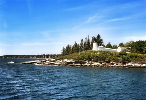 ⭐ 9 Best Lighthouses | Boothbay Harbor Maine