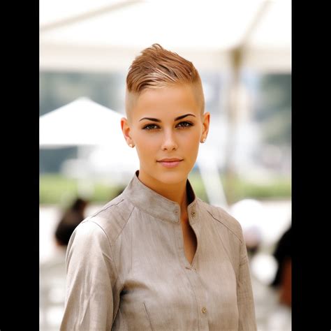 Short Brown Hairstyles For Women Hairstyles Tips