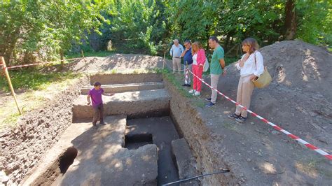 Deputación Pontevedra on Twitter MuseoPontevedra Na zona dos xardíns