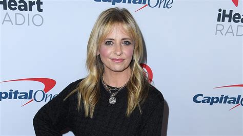 Buffy Star Sarah Michelle Gellar Returns To Tv In Wolf Pack Syfy Wire