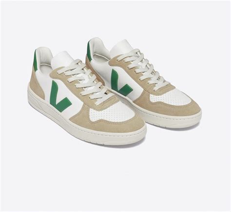 T Nis Masculino V Couro Branco Emeraude Sahara Veja Vert