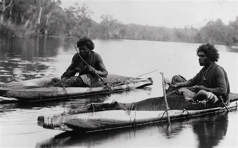 Crafting The Current How Bark Canoes Were Built In South East