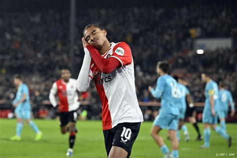 Feyenoord Ten Koste Van FC Utrecht 2 1 Naar Derde Ronde Beker