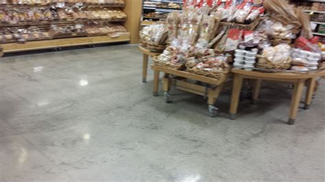 Commercial Flooring For Grocery Stores And Supermarkets Black Bear