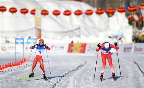 吉林队包揽全冬会群众越野滑雪双金接力团体技术