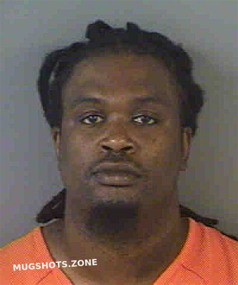 SMITH JEREMY DEWAYNE 10 13 2022 Collier County Mugshots Zone