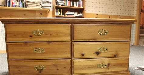 Do It Yourself Divas Diy Refinishing A Dresser With White Paint