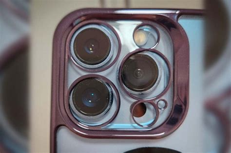 iphone  pro  photo sensors   large  year