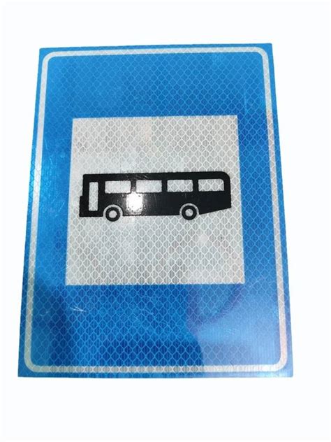 Blue Base Aluminium Reflective Road Signage Board Shape Rectangular