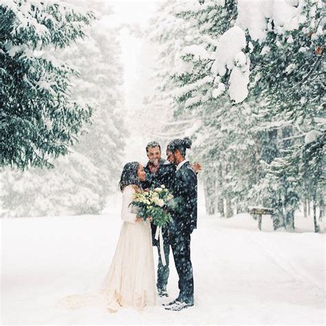 How to Have an Outdoor Winter Wedding Ceremony